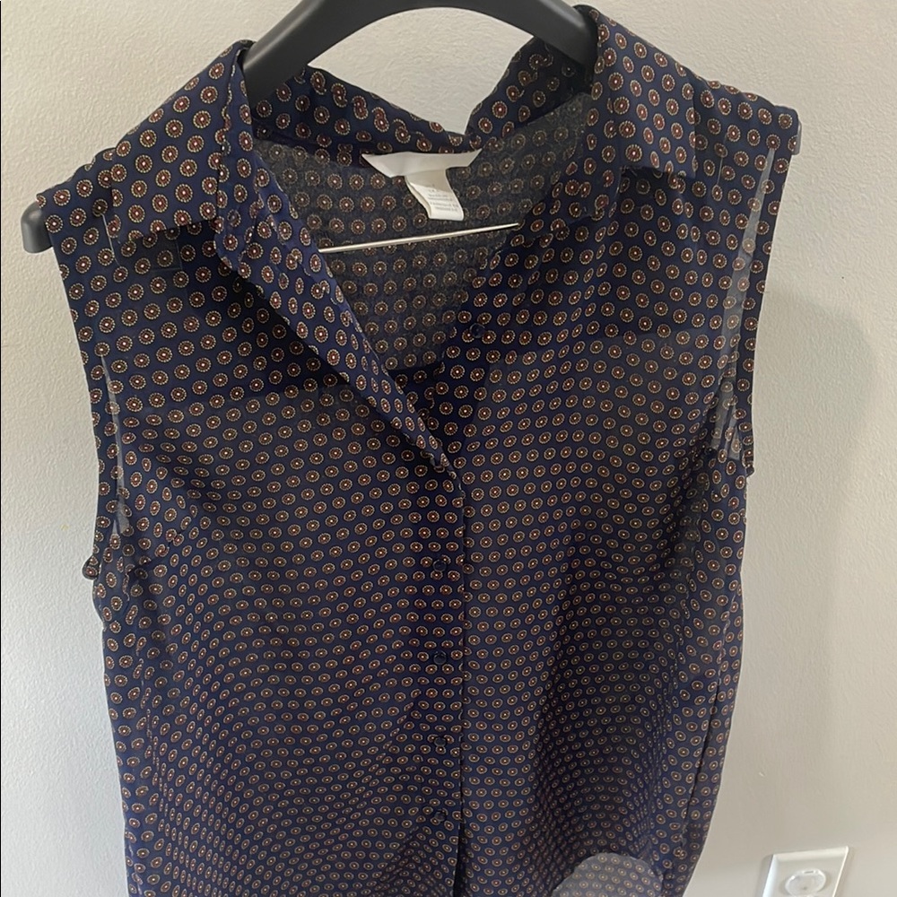 Sleeveless Patterned Blouse - Navy and Brown
